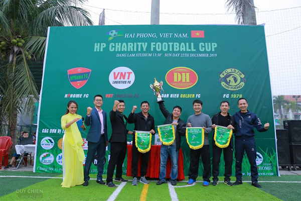 Kết thúc giải bóng đá thiện nguyện HAI PHONG CHARITY FOOTBALL CUP
