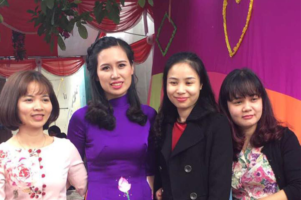 Ba người đẹp và cô dâu