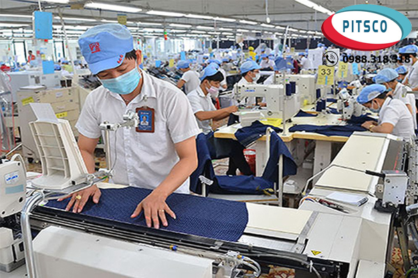 (Hình 8: Công việc may nam nữ ở Nhật Bản)