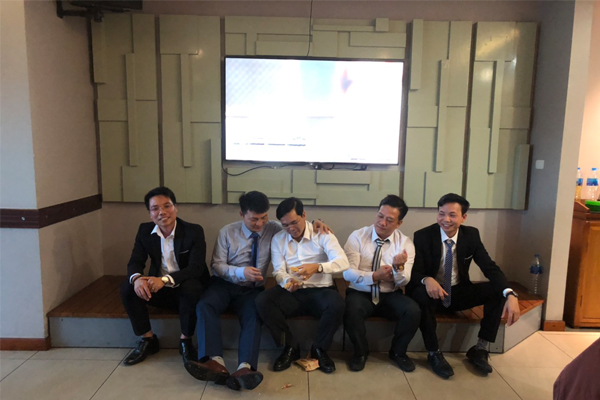 Đồng cam cộng khổ