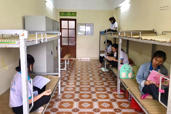 (Hình 13: Trong phòng ký túc xá học viên đi Nhật Bản của công ty PITSCO)